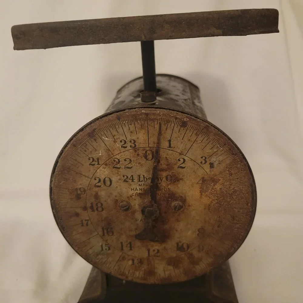 Antique 24 lb Hanson Bros Scale - Picture 8 of 8